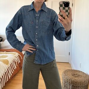 Levi's Western style Blue Denim Shirt for Women